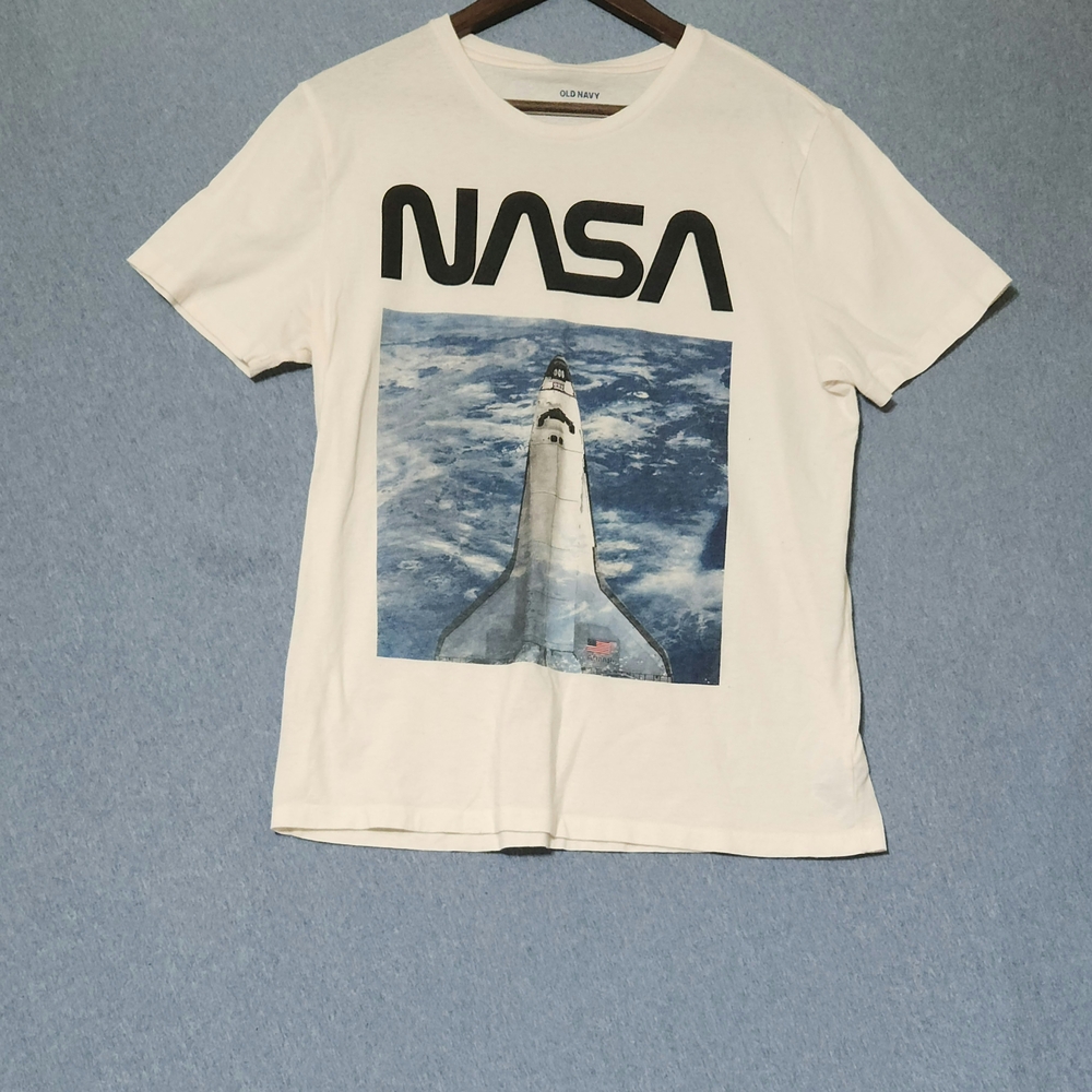 Old Navy NASA Graphic T-Shirt